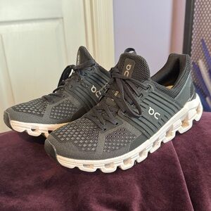 On Women’s Cloud Swift Running Shoes